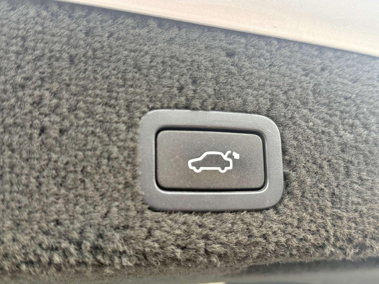 Used Volvo XC70 2010 for sale - 77207416: Photo 25