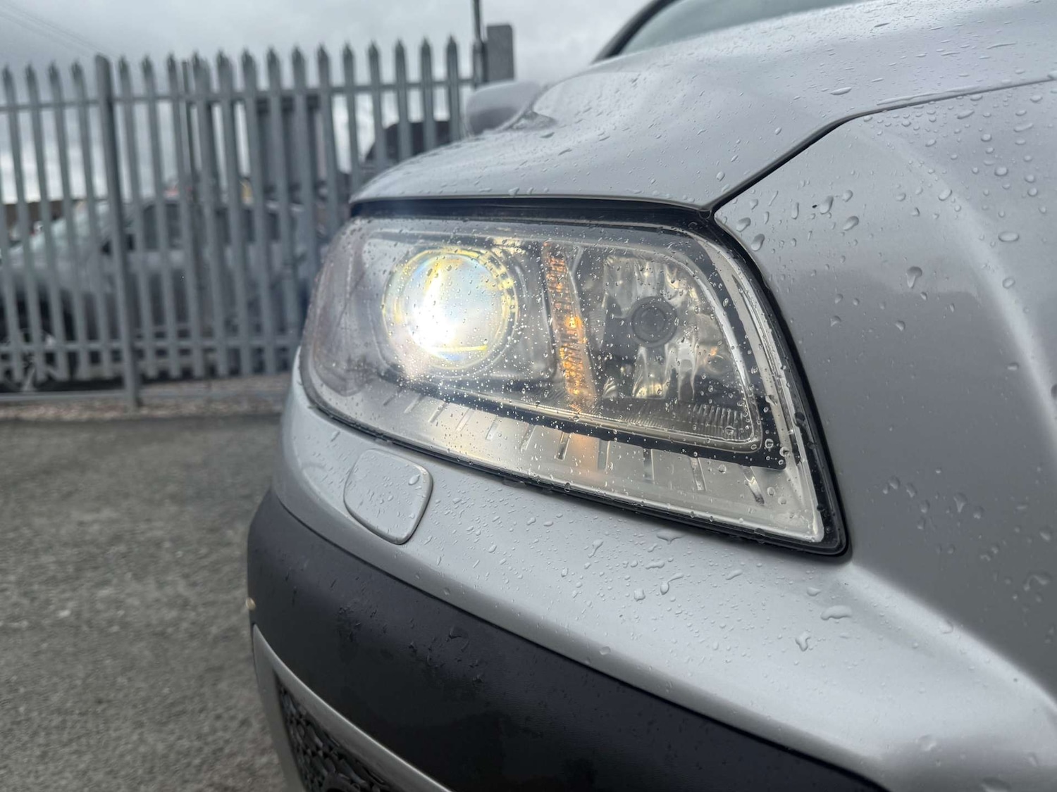 Used Volvo XC70 2010 for sale - 77207416: Photo 43