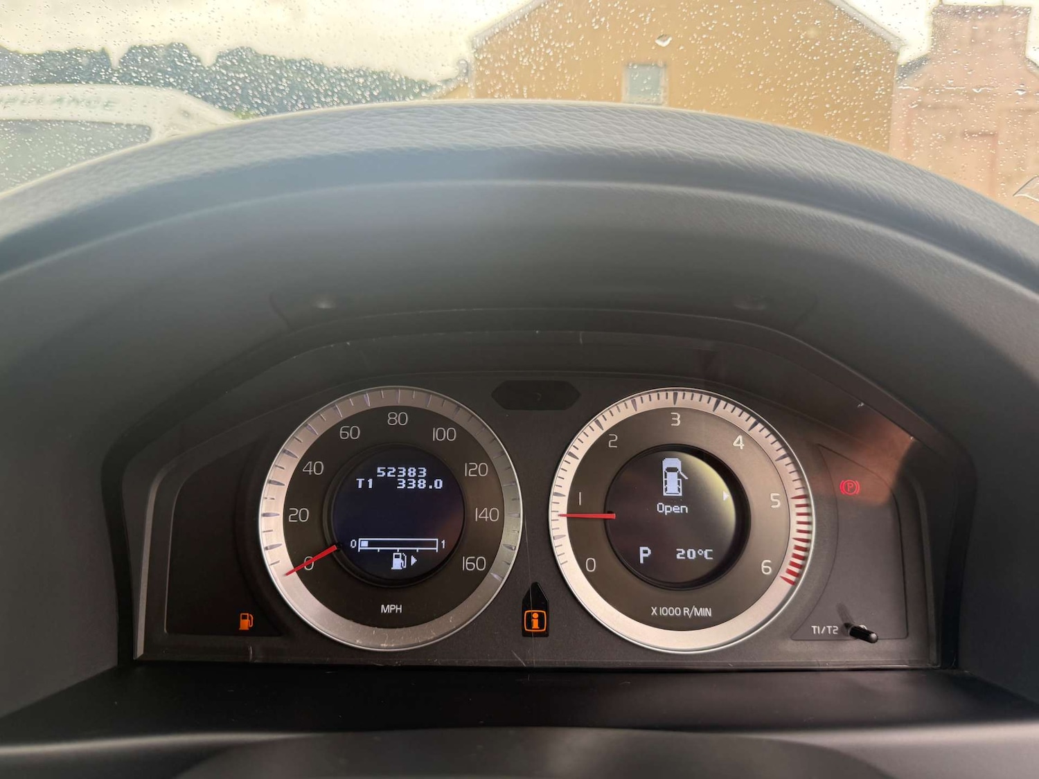 Used Volvo XC70 2010 for sale - 77207416: Photo 7