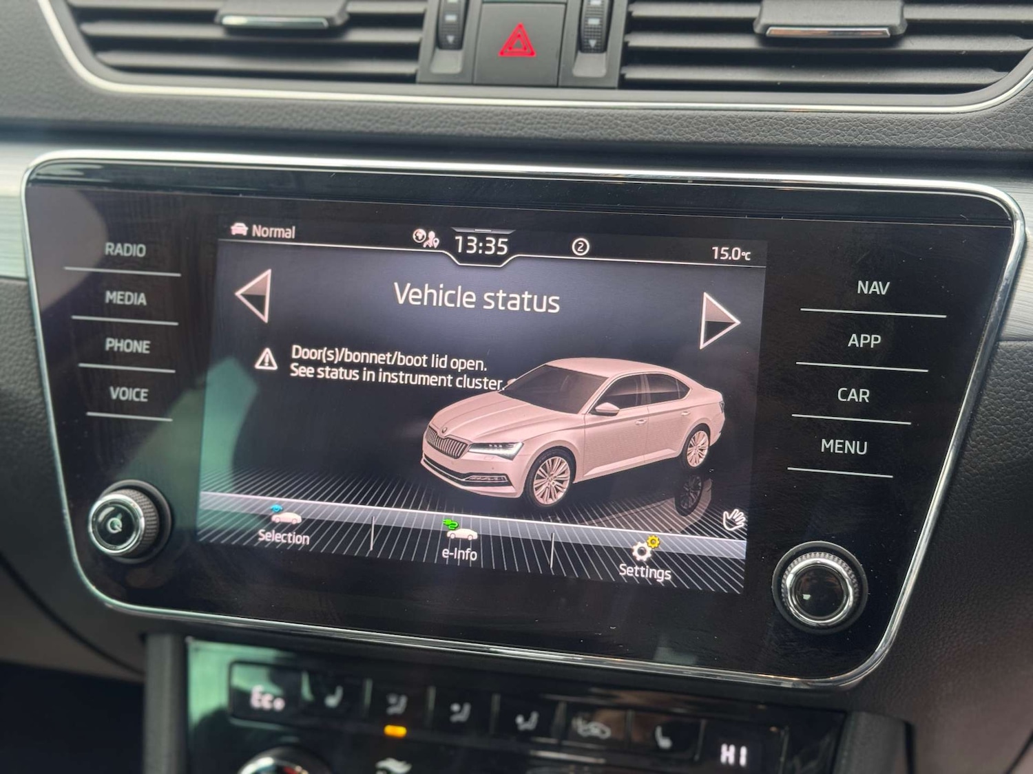 Used Skoda Superb 2021 for sale - 77207464: Photo 57