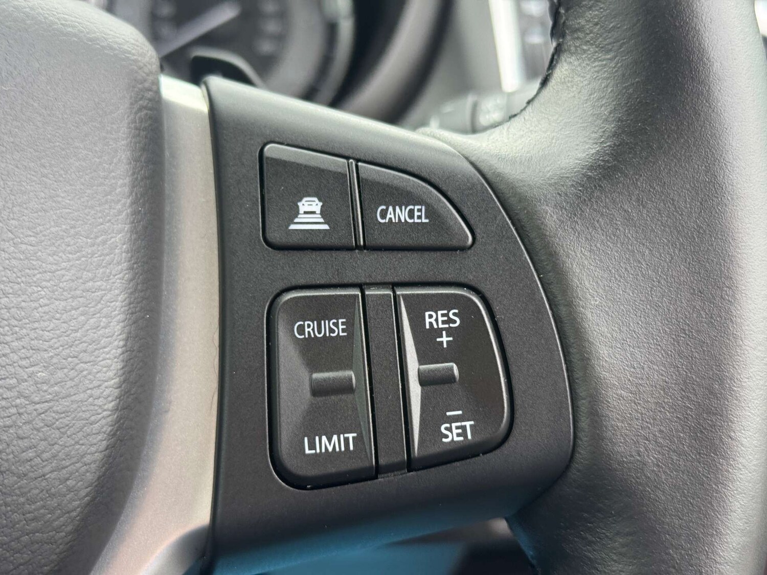 Used Suzuki SX4 2023 for sale - 77911334: Photo 38