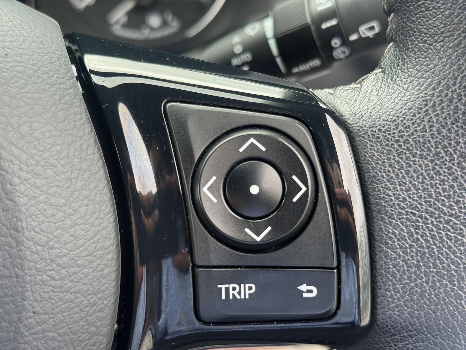 Used Toyota Yaris 2019 for sale - 77207451: Photo 43