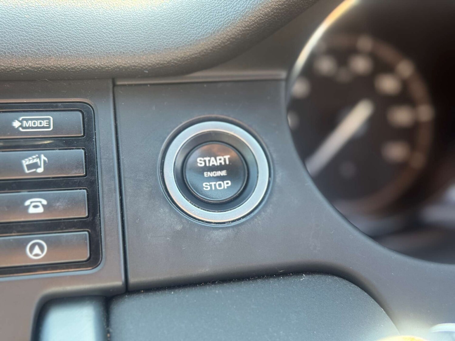 Used Land Rover Discovery Sport 2018 for sale - 77582486: Photo 47