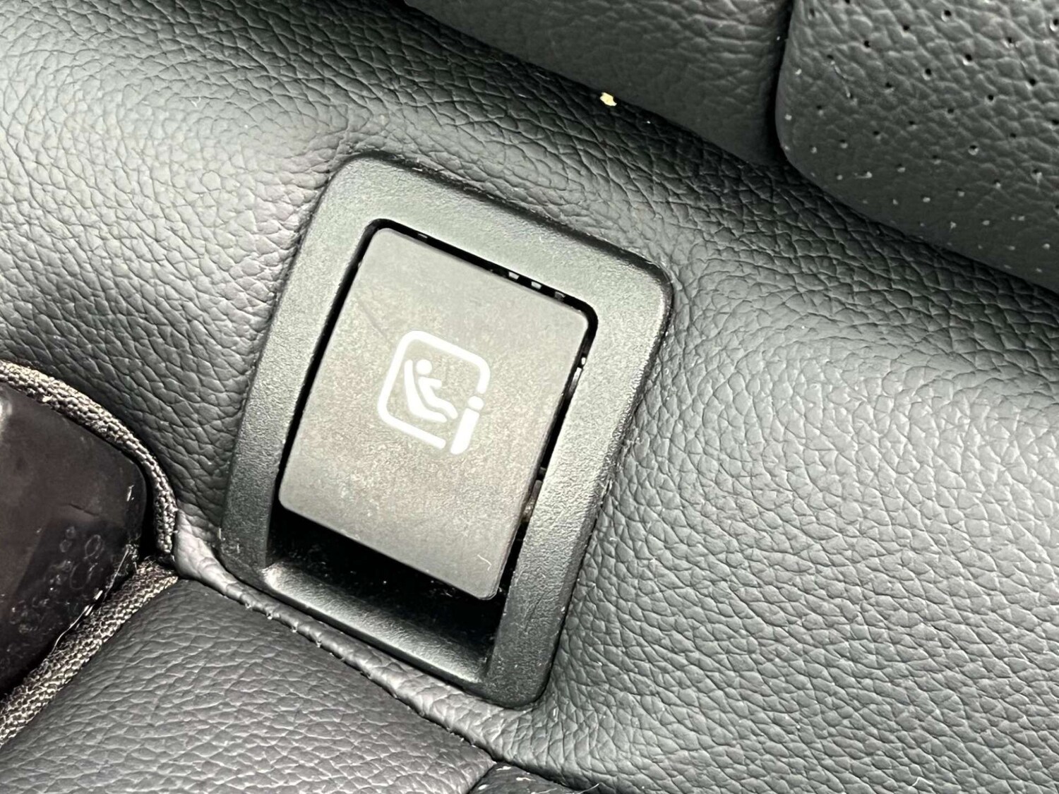 Used Mercedes-Benz GLC 2019 for sale - 77207421: Photo 37