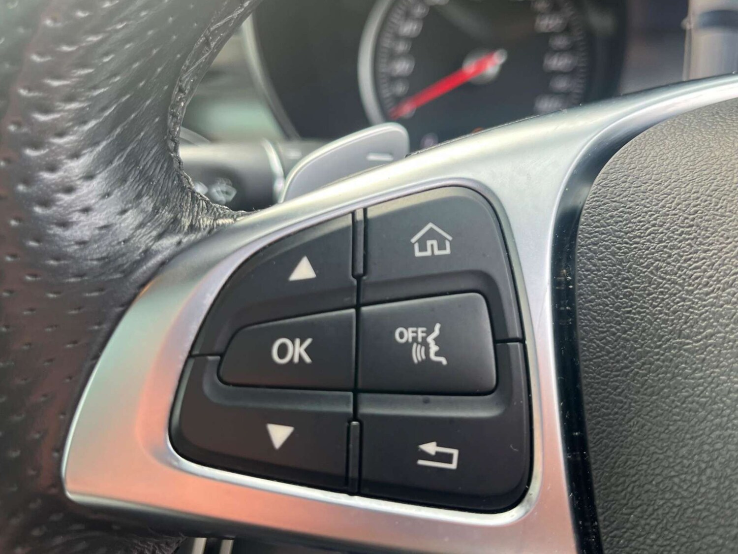 Used Mercedes-Benz GLC 2019 for sale - 77207421: Photo 45