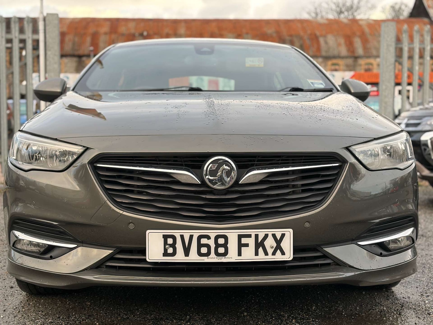 Used Vauxhall Insignia 2018 for sale - 77779464: Photo 2