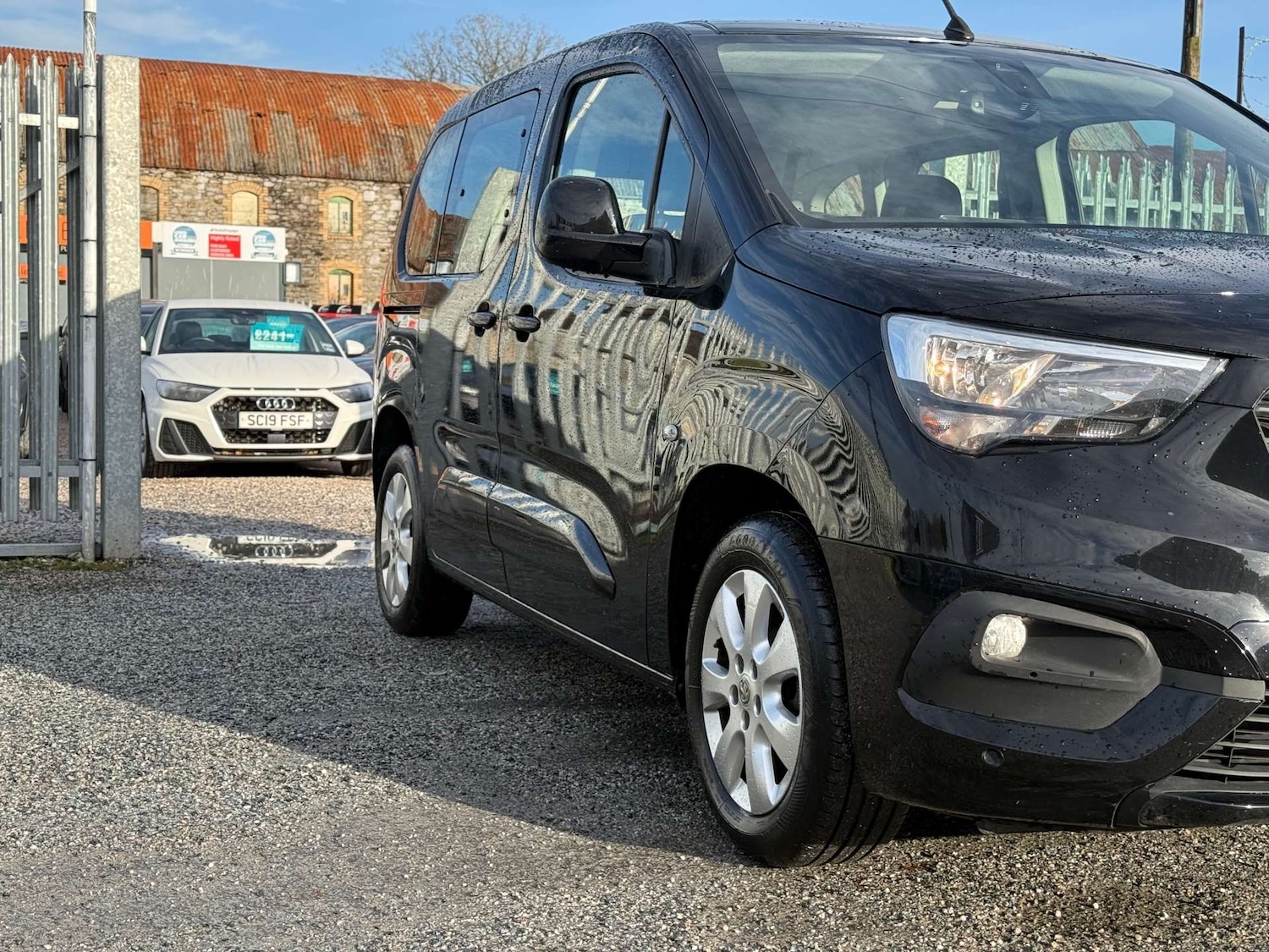 Used Vauxhall Combo Life 2019 for sale - 77207480: Photo 2