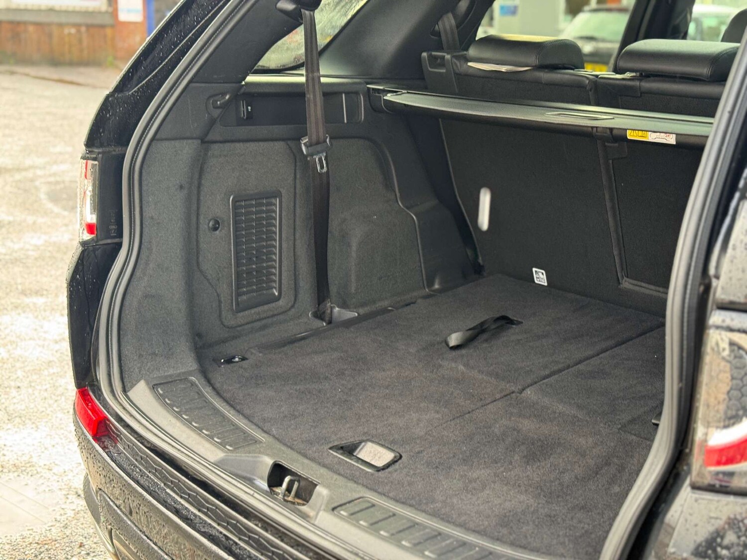 Used Land Rover Discovery Sport 2018 for sale - 77207459: Photo 59