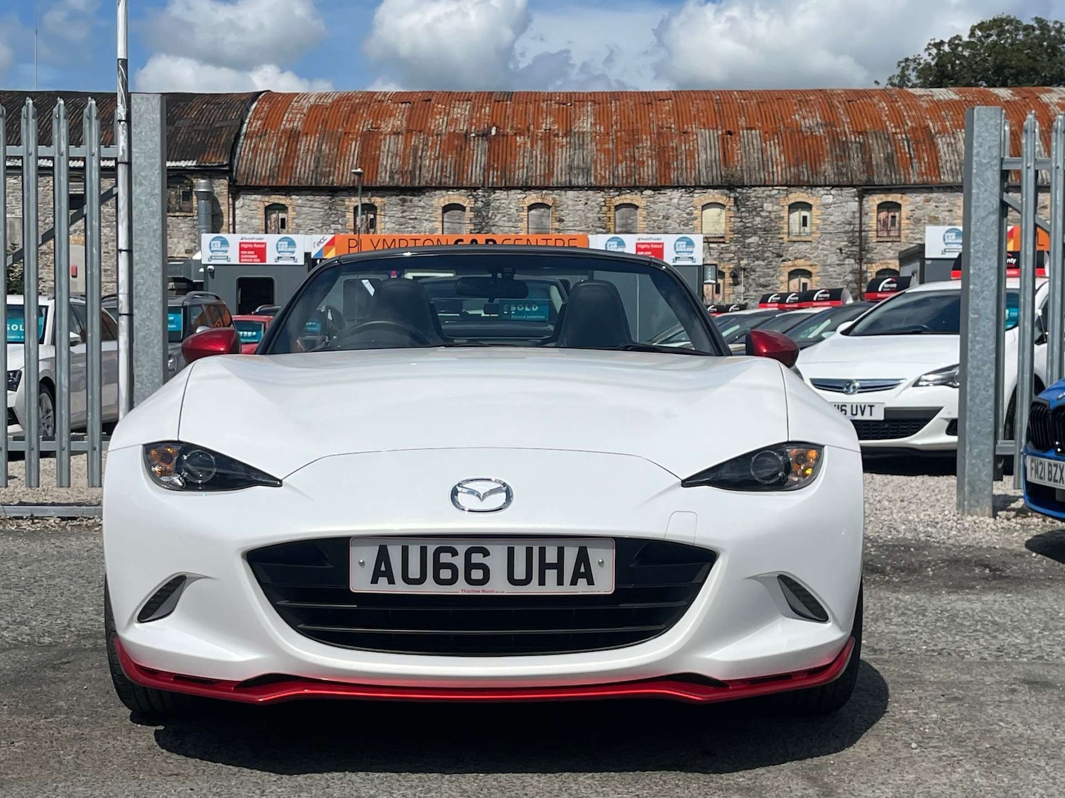 Used Mazda MX-5 2016 for sale - 77207417: Photo 2