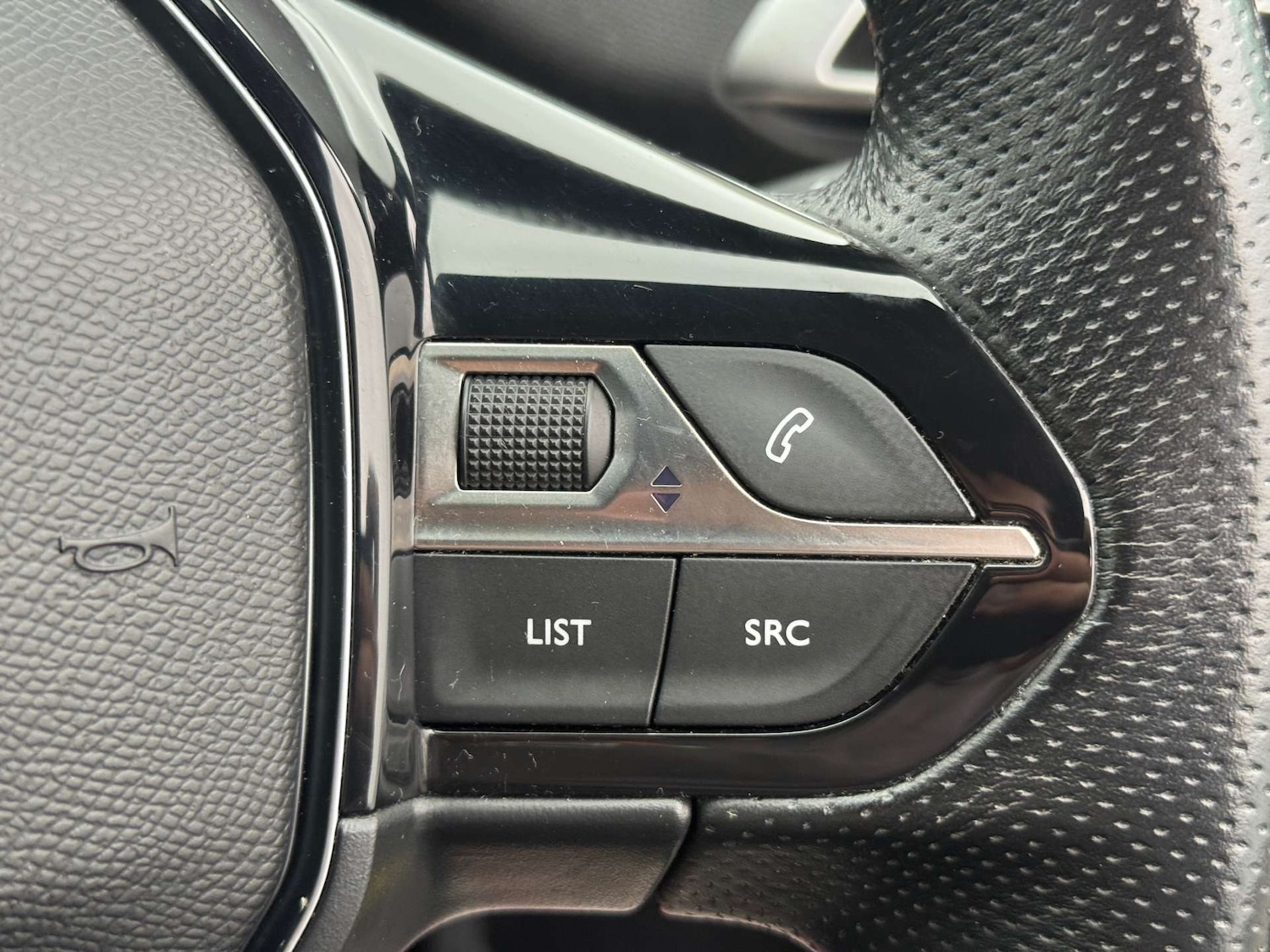 Used Peugeot 5008 2019 for sale - 77719017: Photo 30