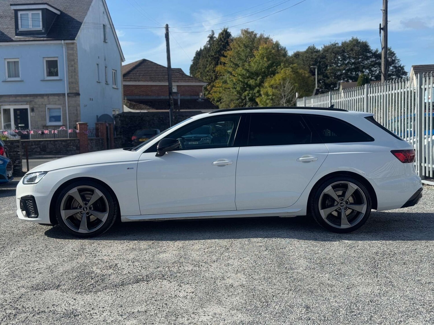 Used Audi A4 Avant for sale - 77207419: Photo 11