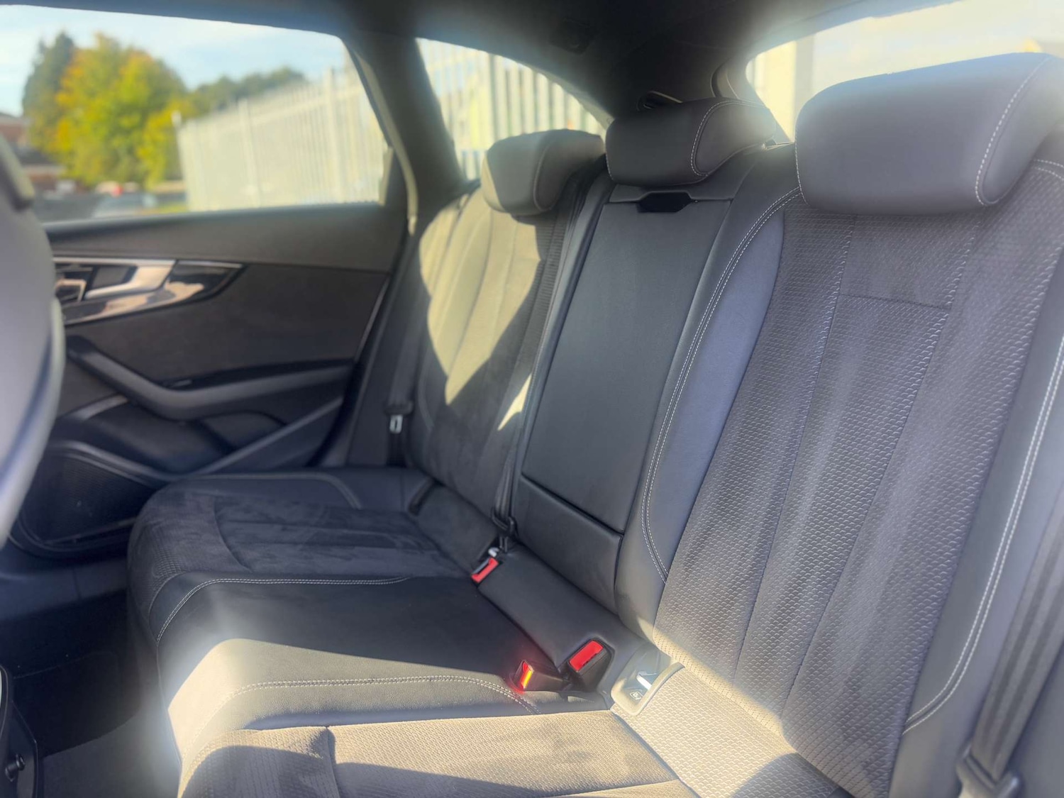 Used Audi A4 Avant for sale - 77207419: Photo 42