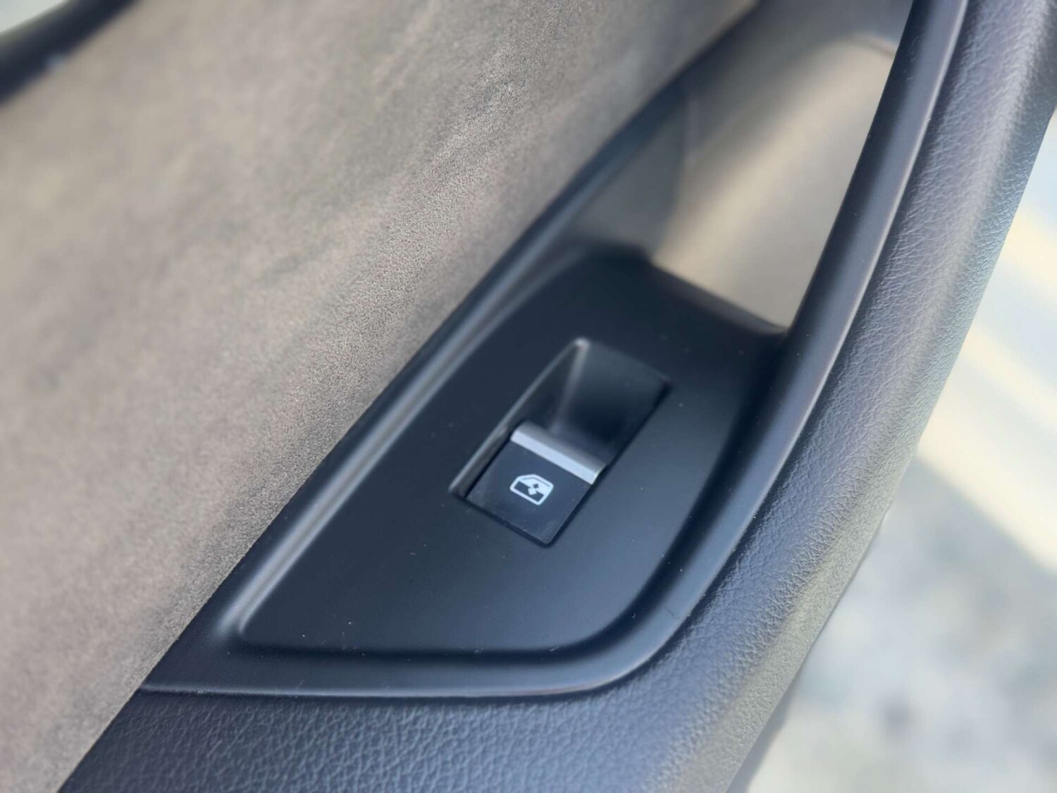 Used Audi A4 Avant for sale - 77207419: Photo 79