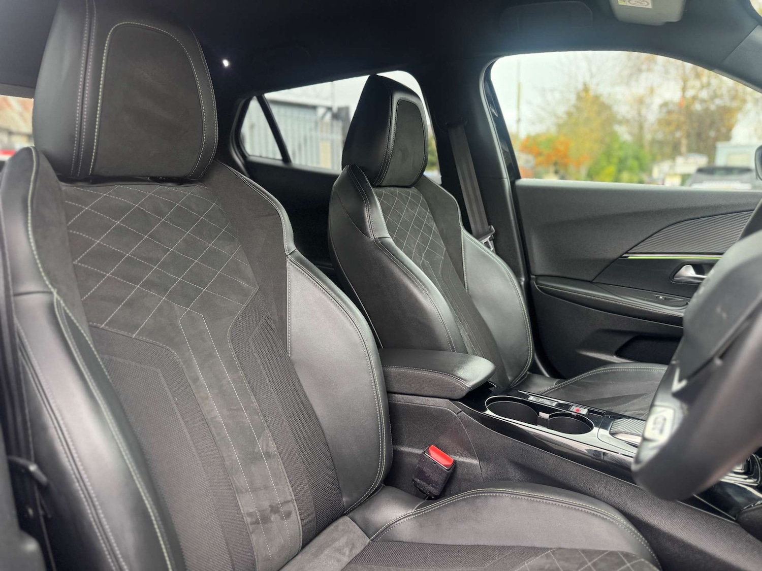 Used Peugeot 2008 2022 for sale - 77207450: Photo 41