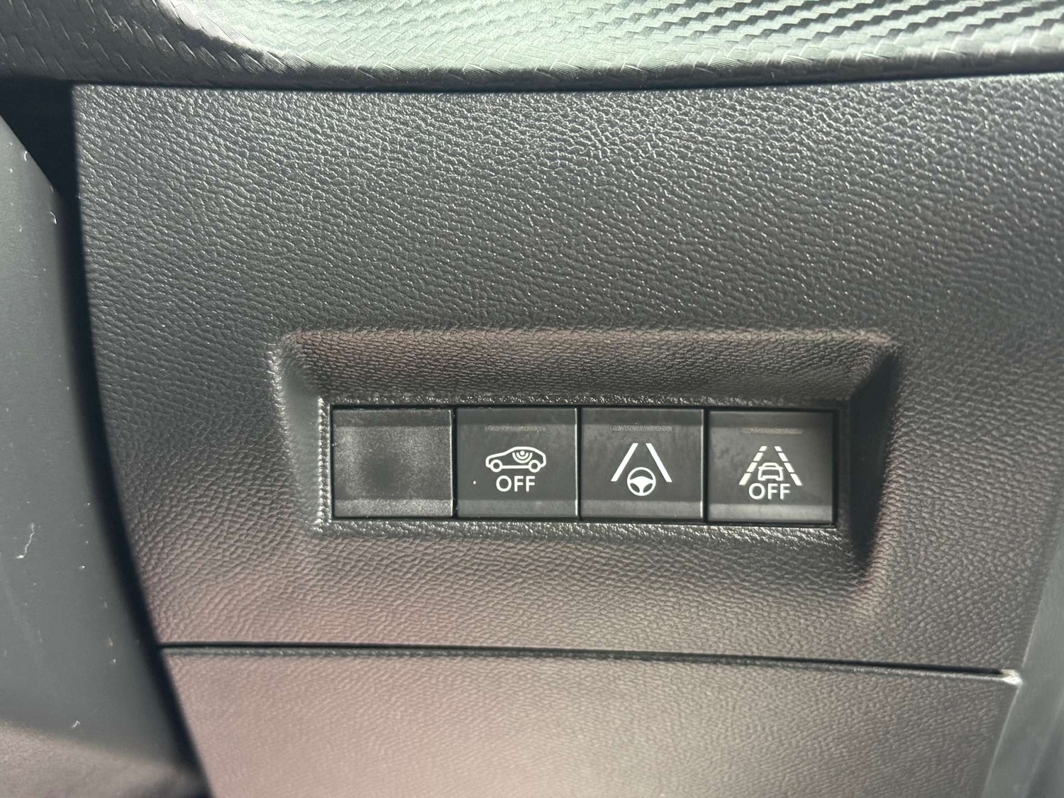 Used Peugeot 2008 2022 for sale - 77207450: Photo 69