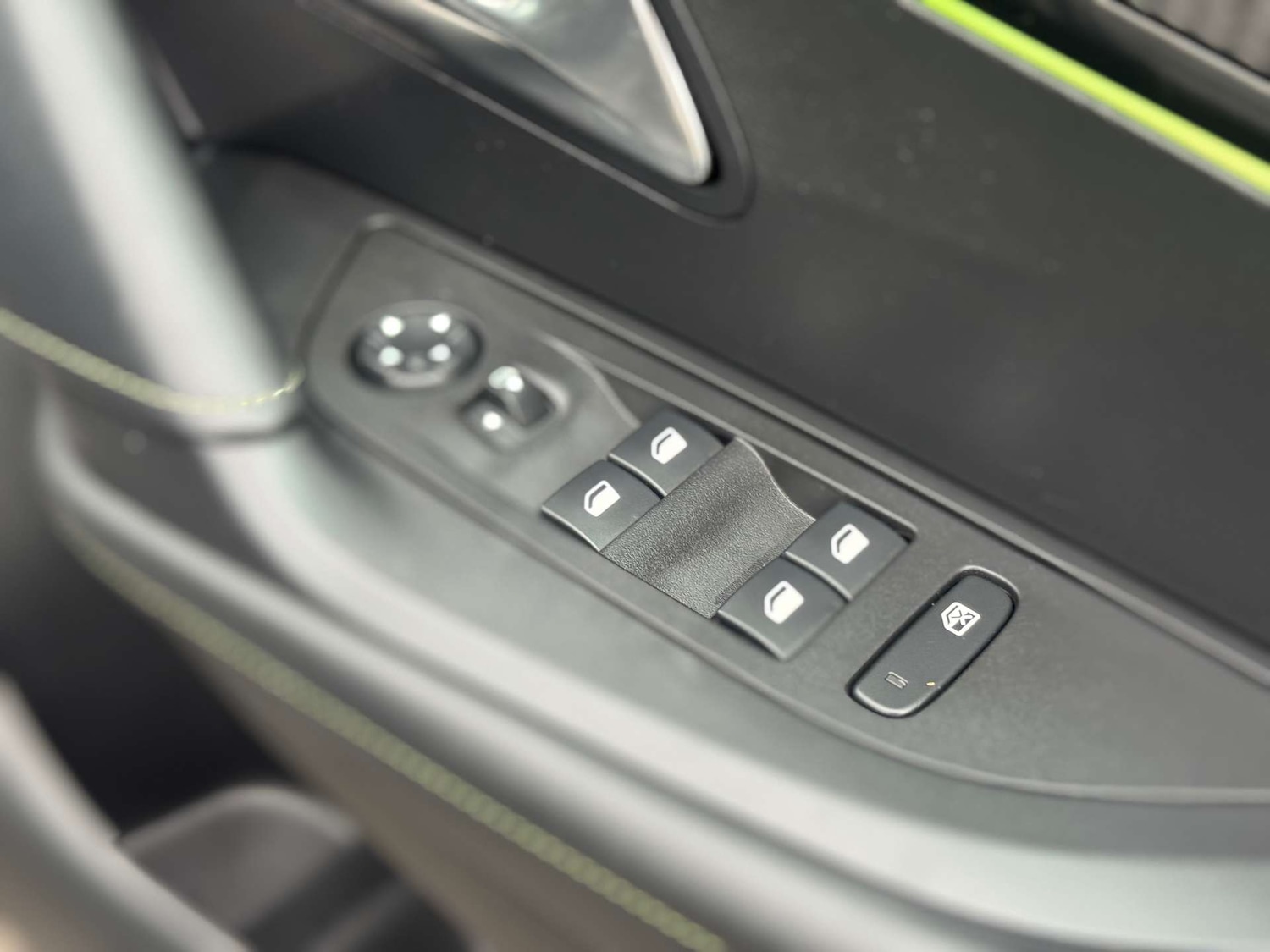 Used Peugeot 2008 2022 for sale - 77207450: Photo 85