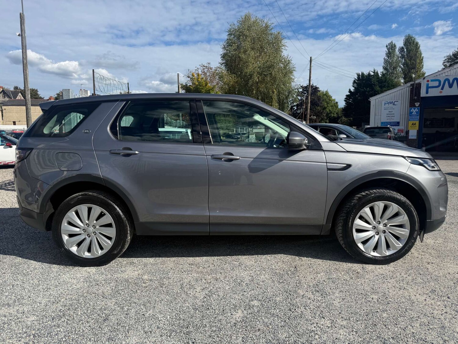 Used Land Rover Discovery Sport 2020 for sale - 77207410: Photo 11