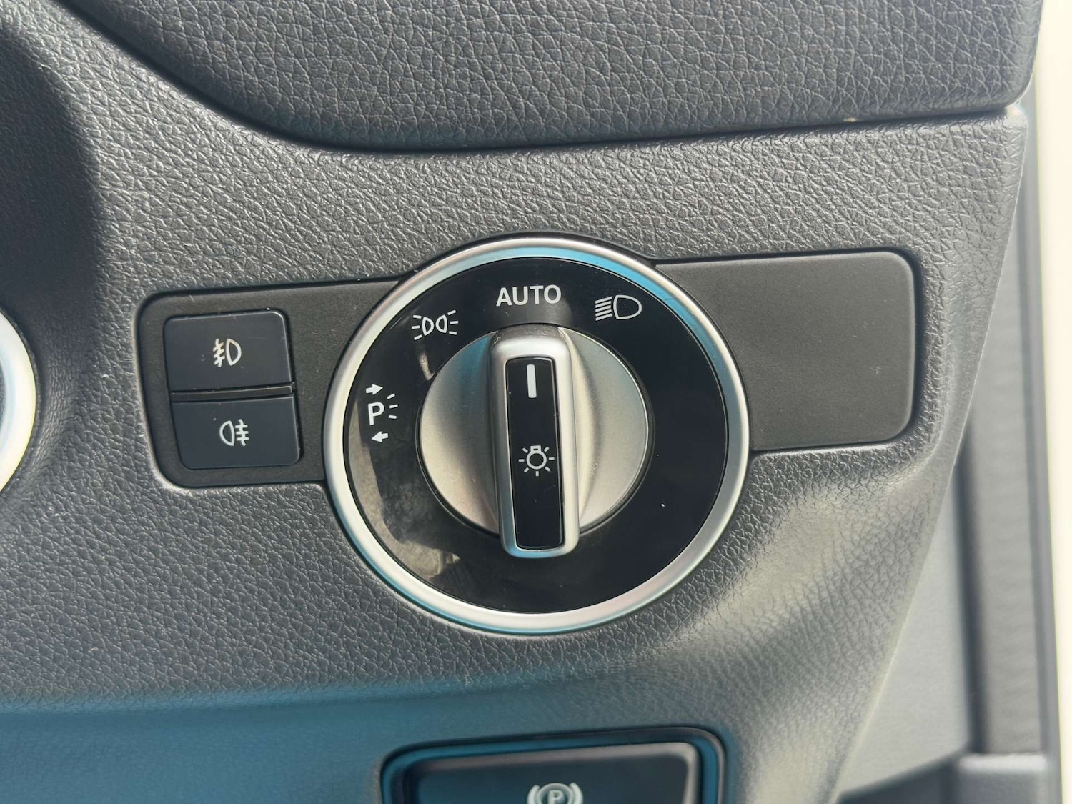 Used Mercedes-Benz GLA 2019 for sale - 77207424: Photo 24