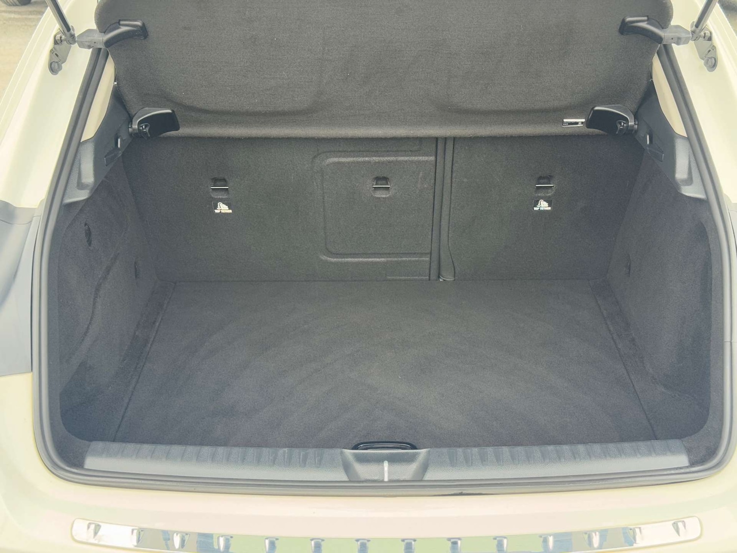 Used Mercedes-Benz GLA 2019 for sale - 77207424: Photo 34