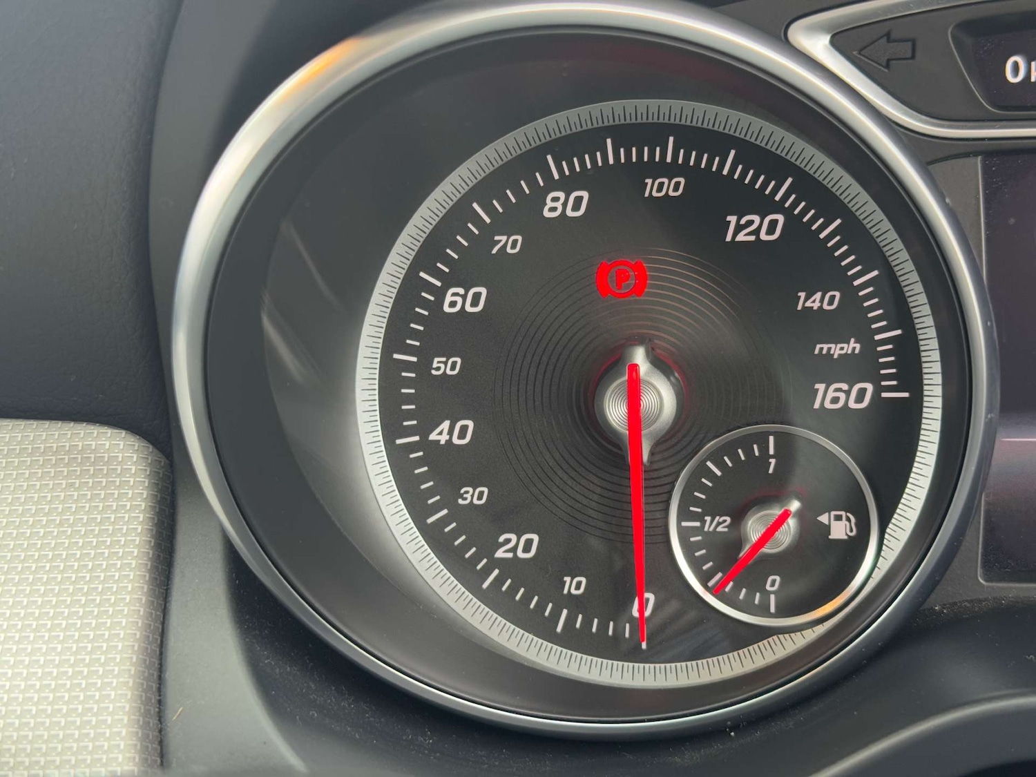 Used Mercedes-Benz GLA 2019 for sale - 77207424: Photo 67