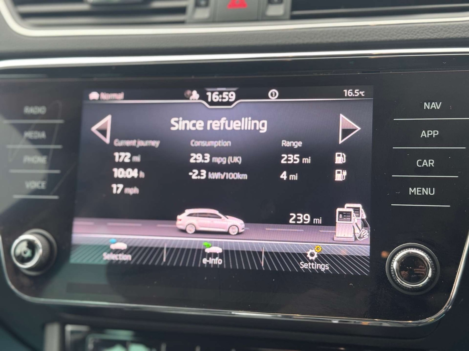 Used Skoda Superb 2021 for sale - 77501902: Photo 37