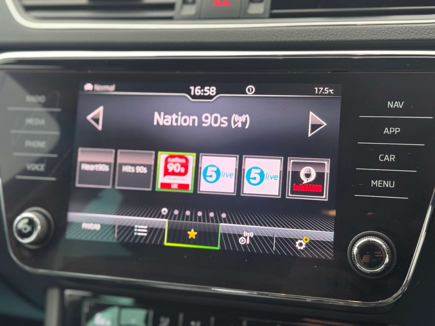 Used Skoda Superb 2021 for sale - 77501902: Photo 38