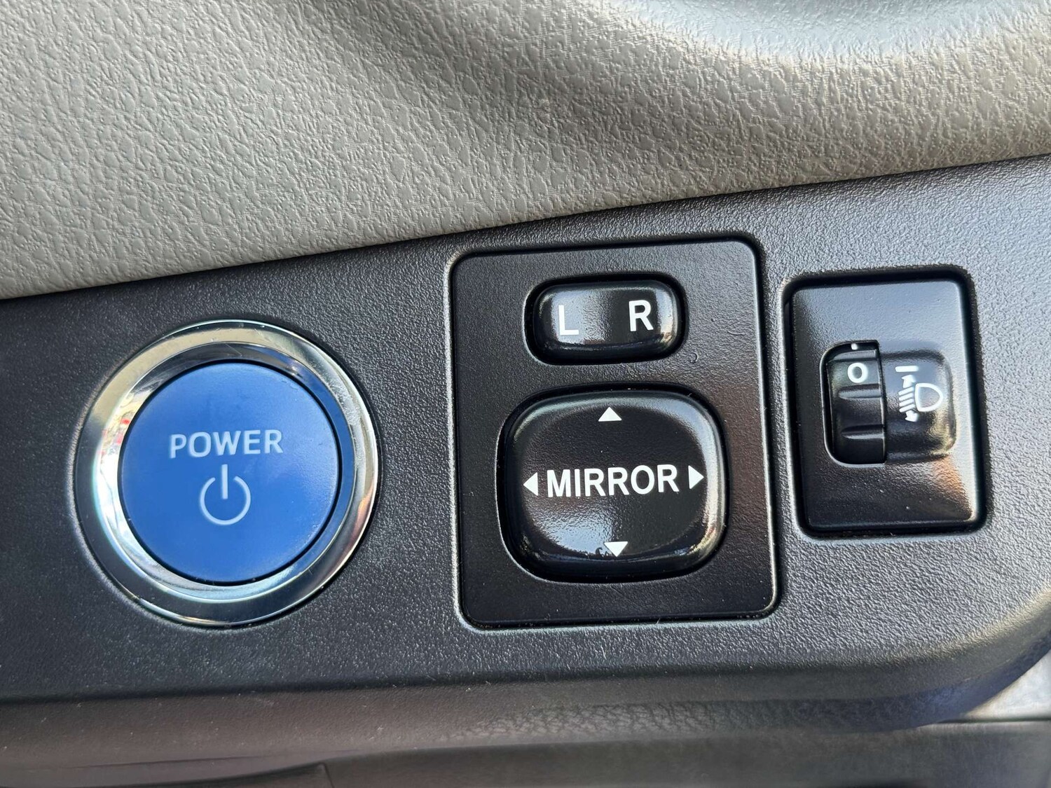 Used Toyota Yaris 2019 for sale - 77207452: Photo 27