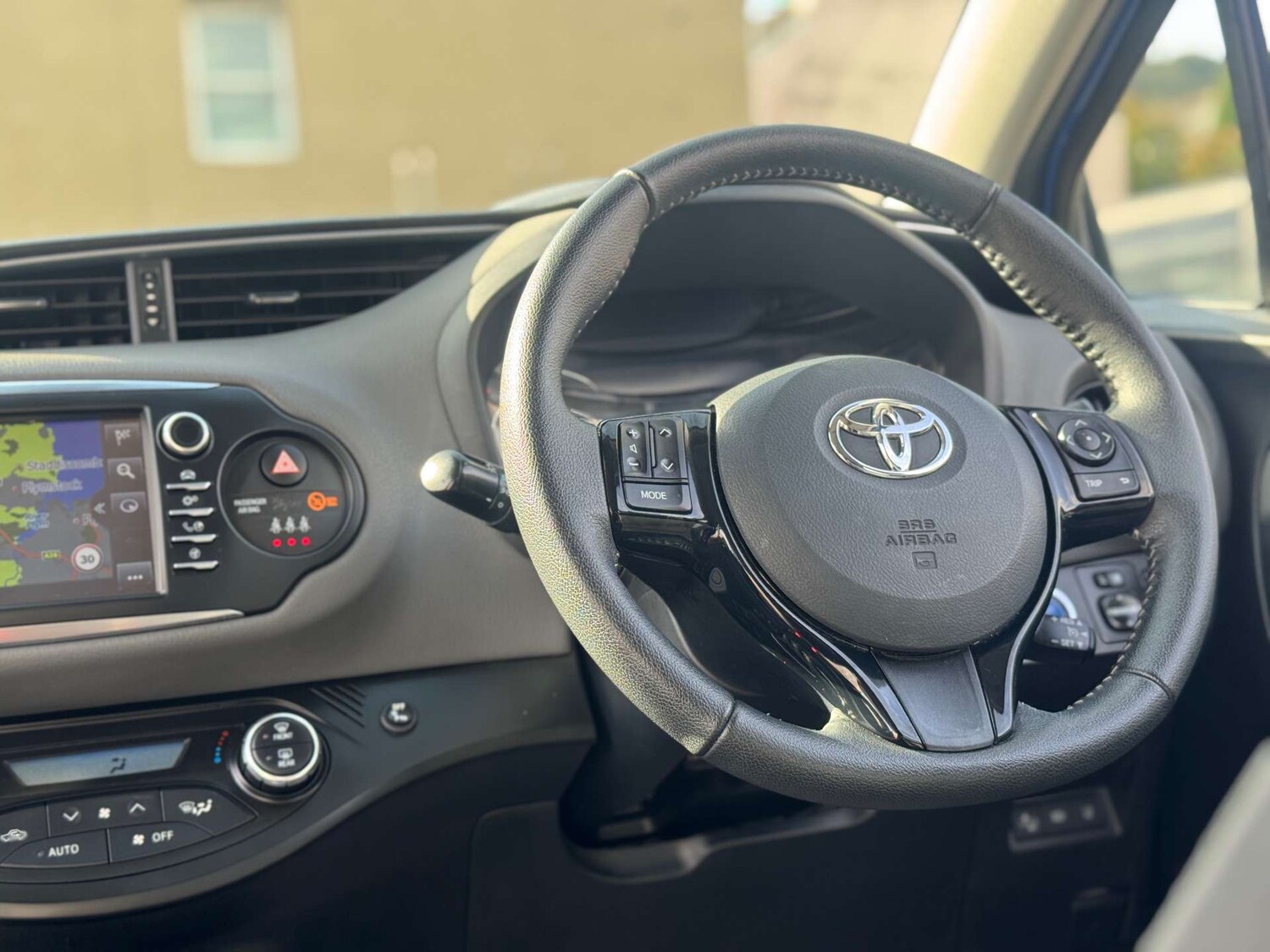 Used Toyota Yaris 2019 for sale - 77207452: Photo 40