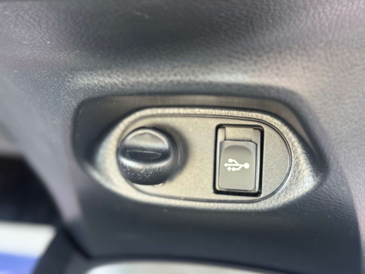 Used Toyota Yaris 2019 for sale - 77207452: Photo 44