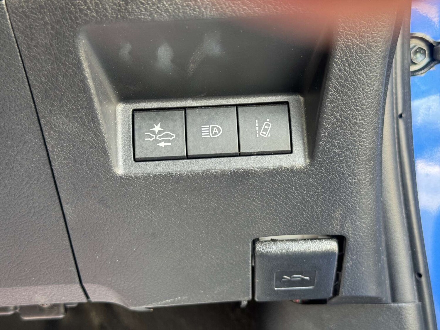 Used Toyota Yaris 2019 for sale - 77207452: Photo 46