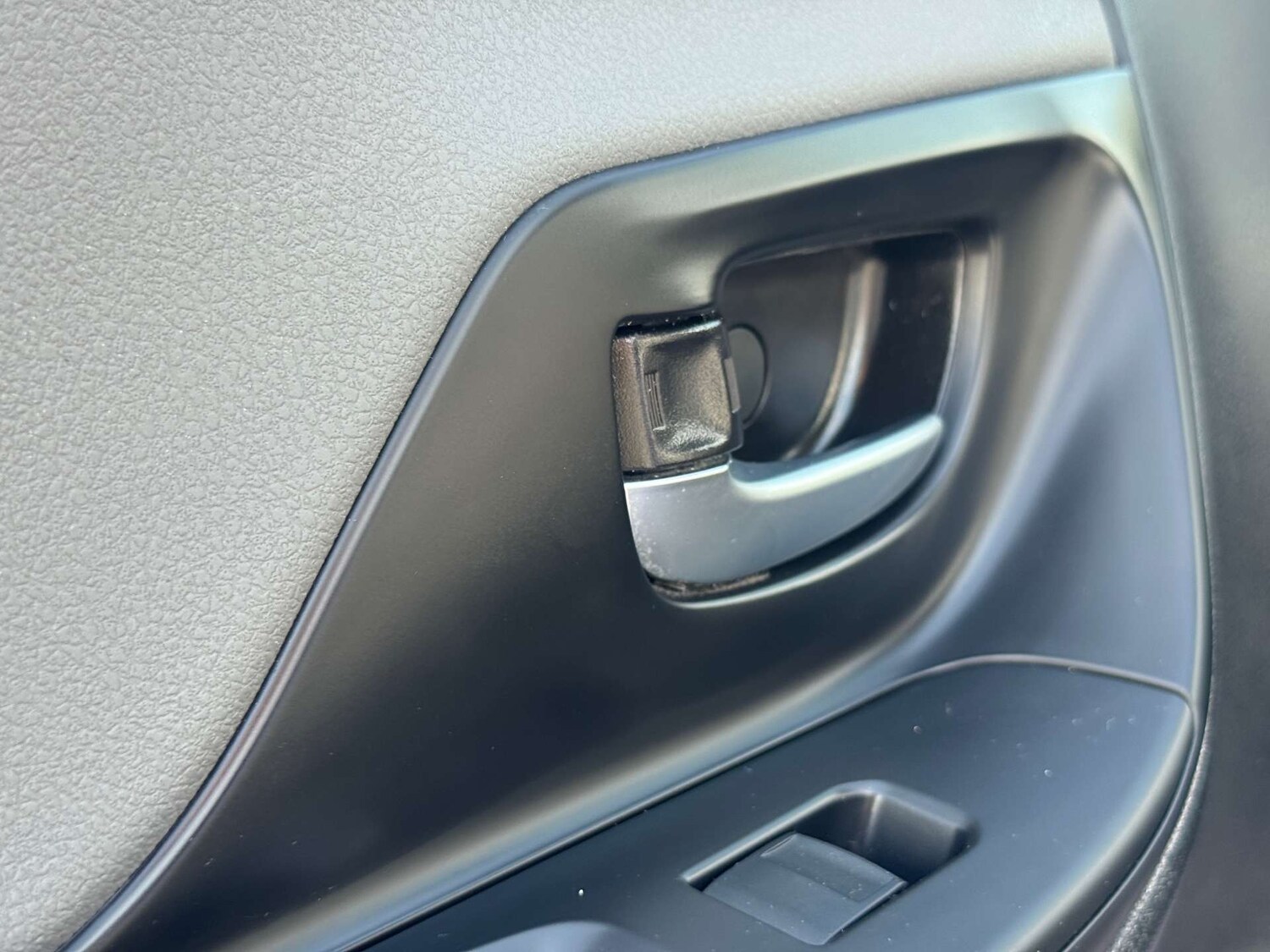 Used Toyota Yaris 2019 for sale - 77207452: Photo 78