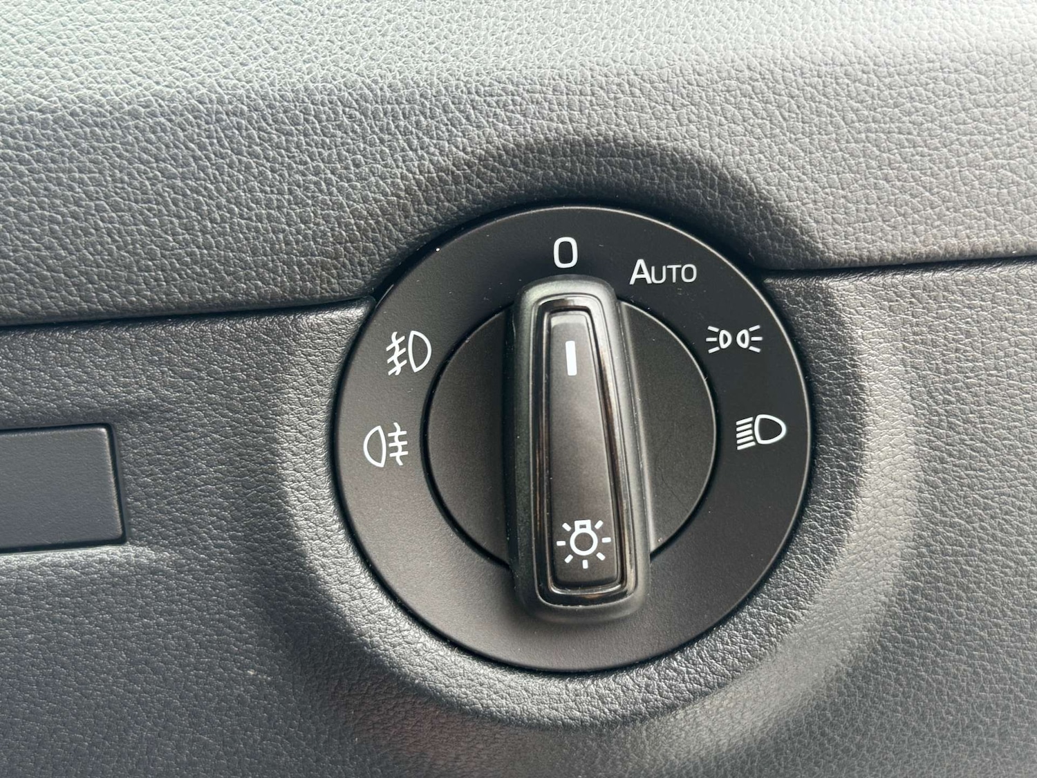 Used Skoda Octavia 2019 for sale - 77207441: Photo 28