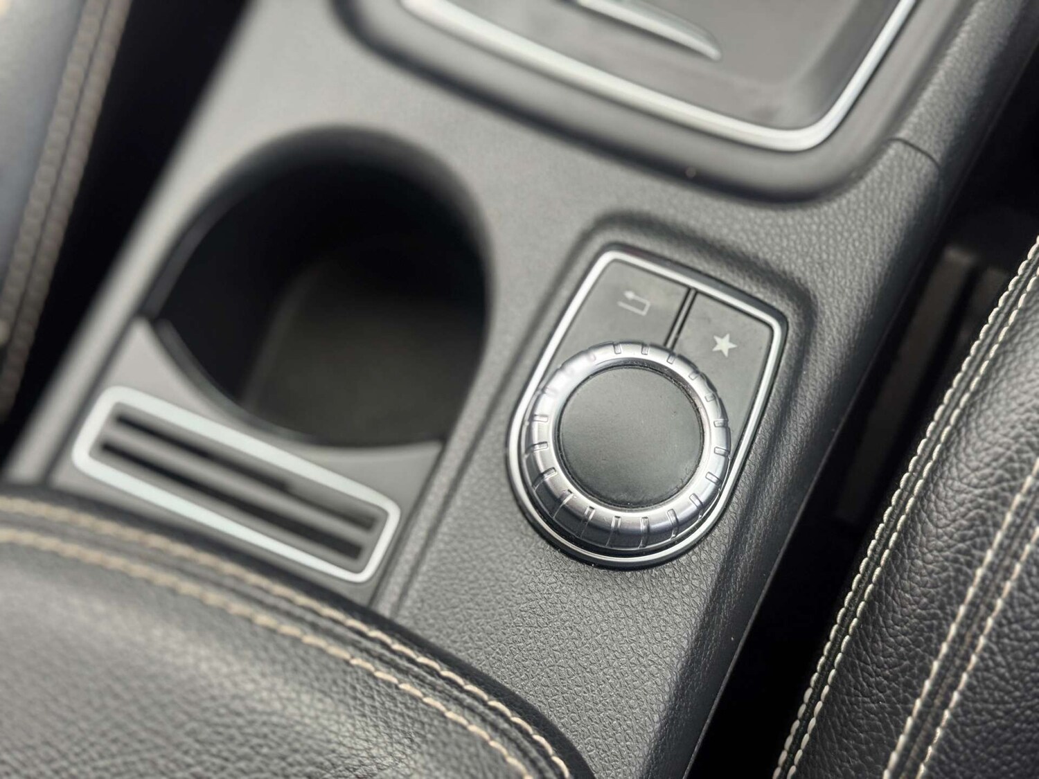 Used Mercedes-Benz GLA 2019 for sale - 77207463: Photo 64