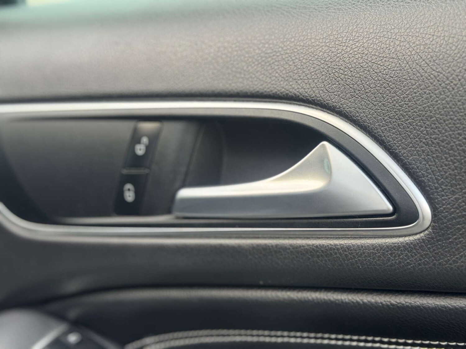 Used Mercedes-Benz GLA 2019 for sale - 77207463: Photo 65