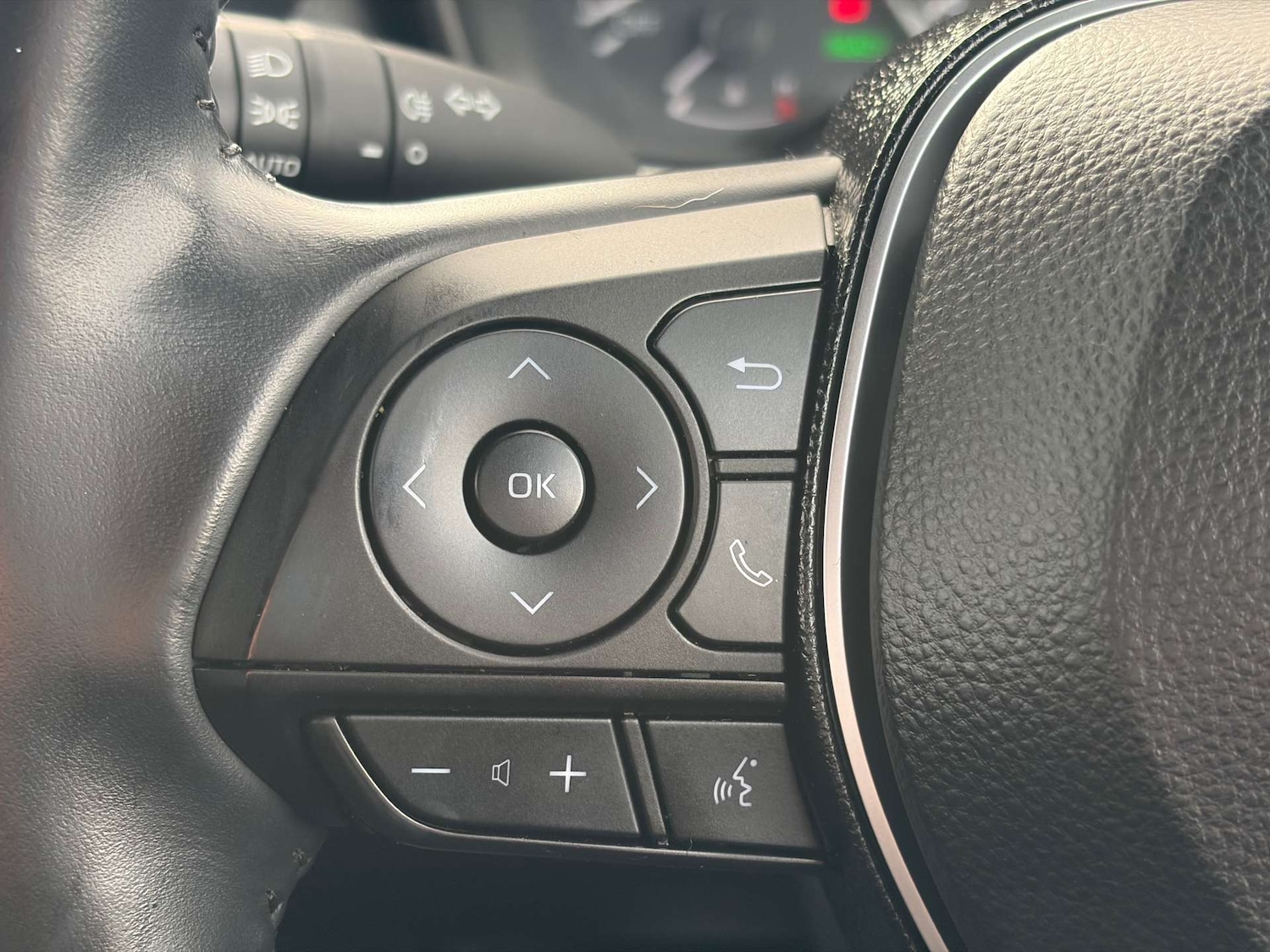 Used Toyota Corolla 2020 for sale - 77283141: Photo 37