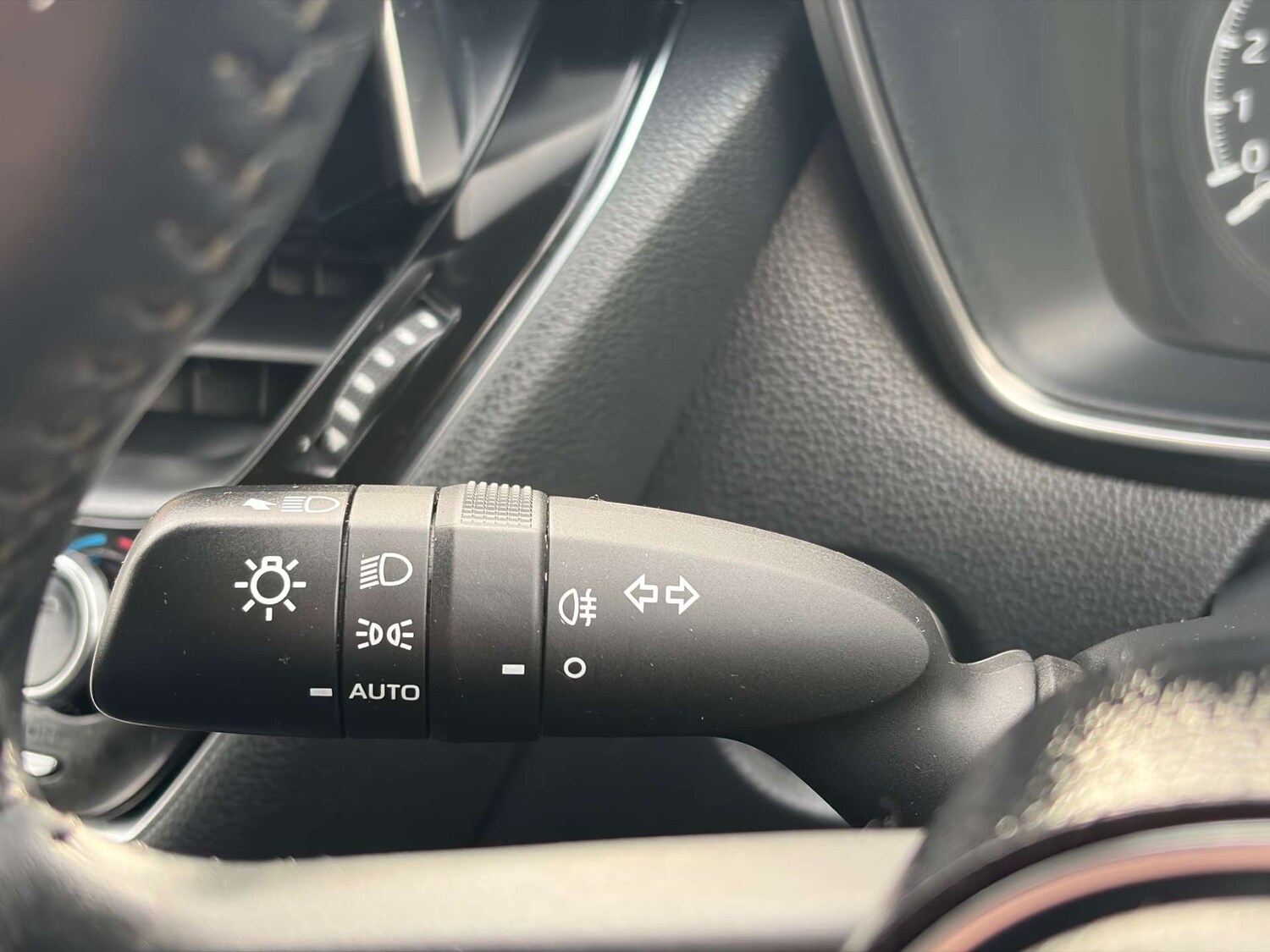 Used Toyota Corolla 2020 for sale - 77283141: Photo 38