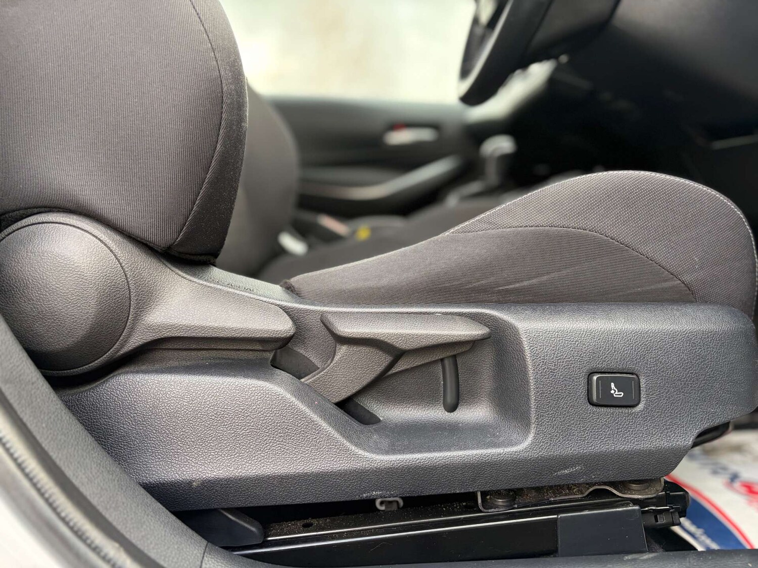 Used Toyota Corolla 2020 for sale - 77283141: Photo 64