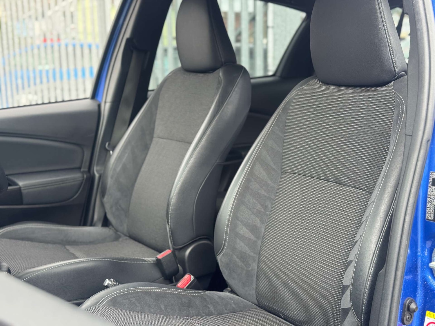 Used Toyota Yaris 2019 for sale - 77397472: Photo 50