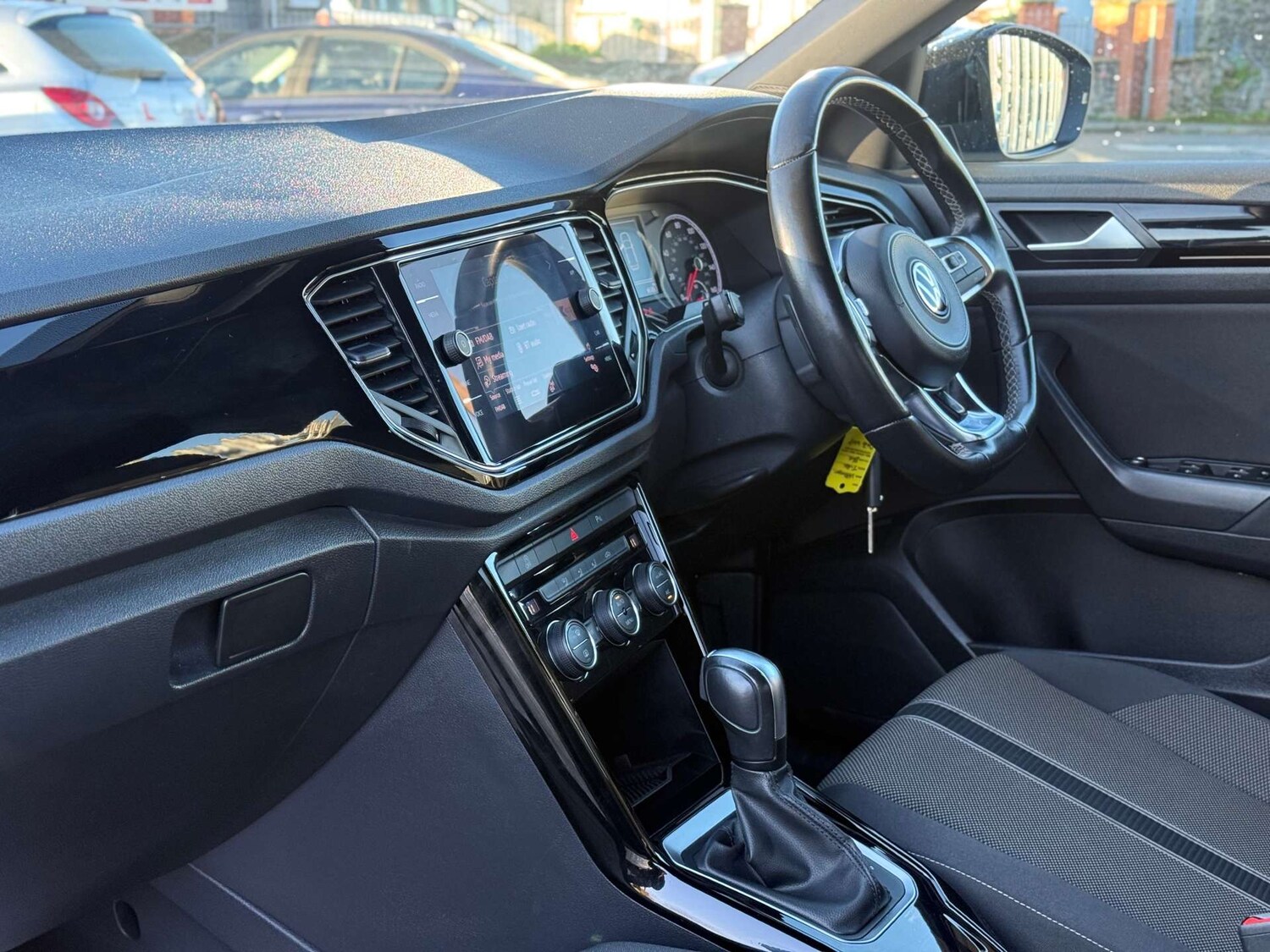 Used Volkswagen T-Roc 2020 for sale - 77207447: Photo 14