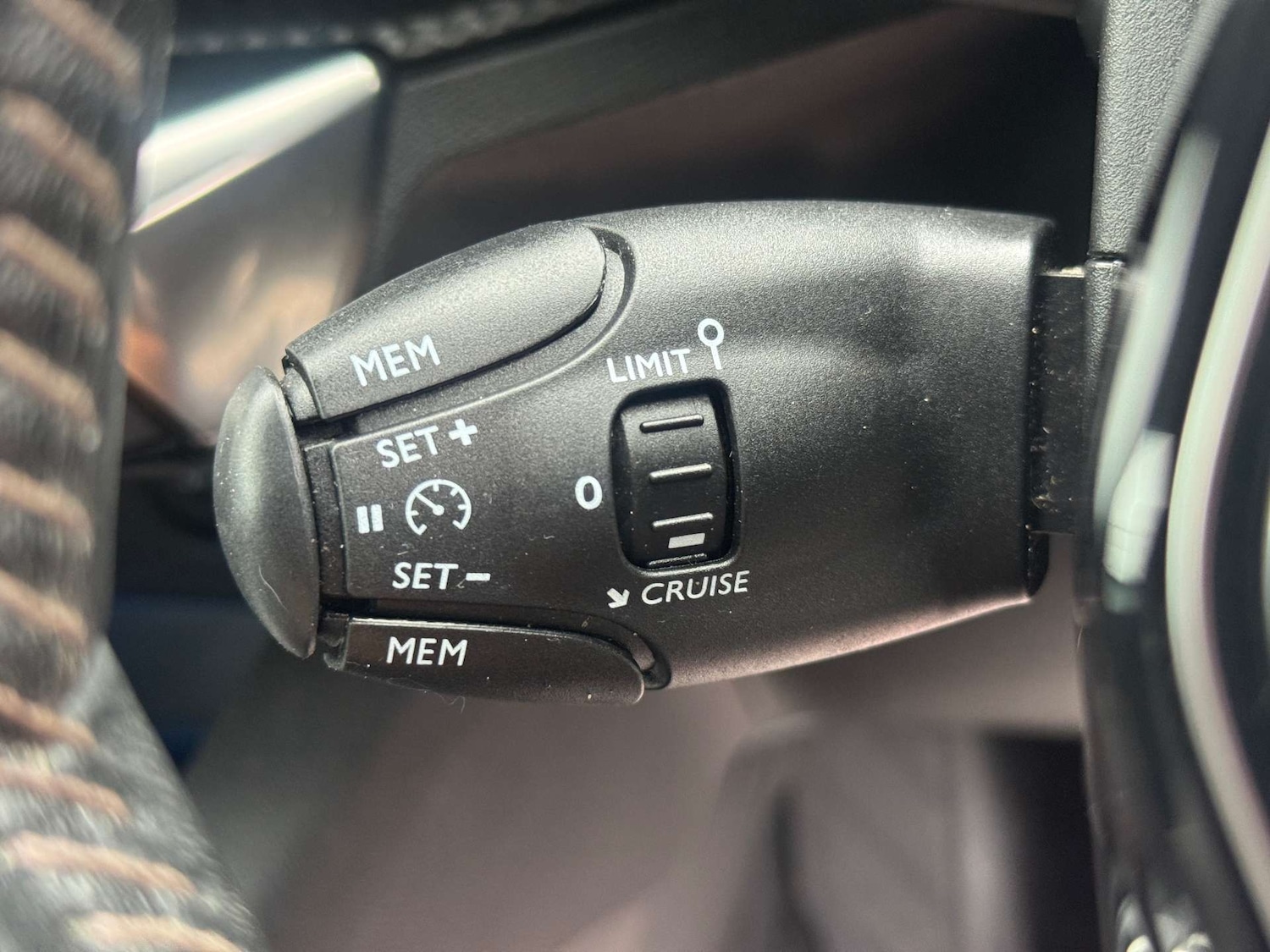 Used Peugeot 3008 2020 for sale - 77207438: Photo 32