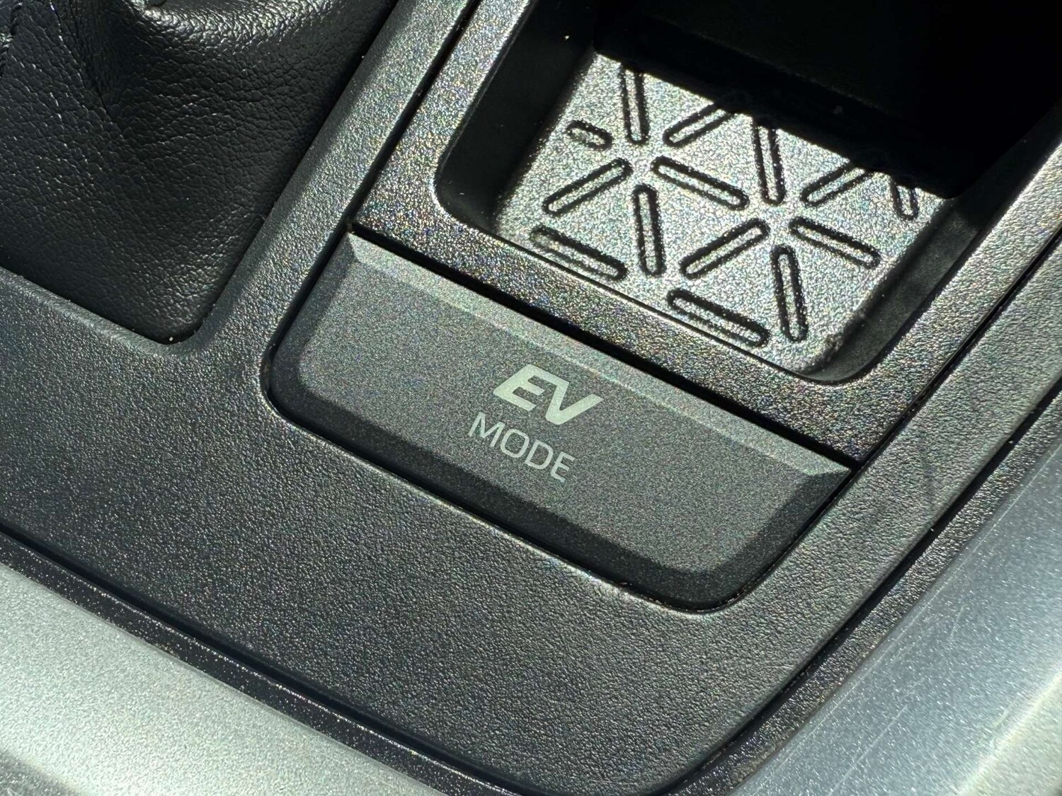 Used Toyota RAV4 2021 for sale - 77207432: Photo 53