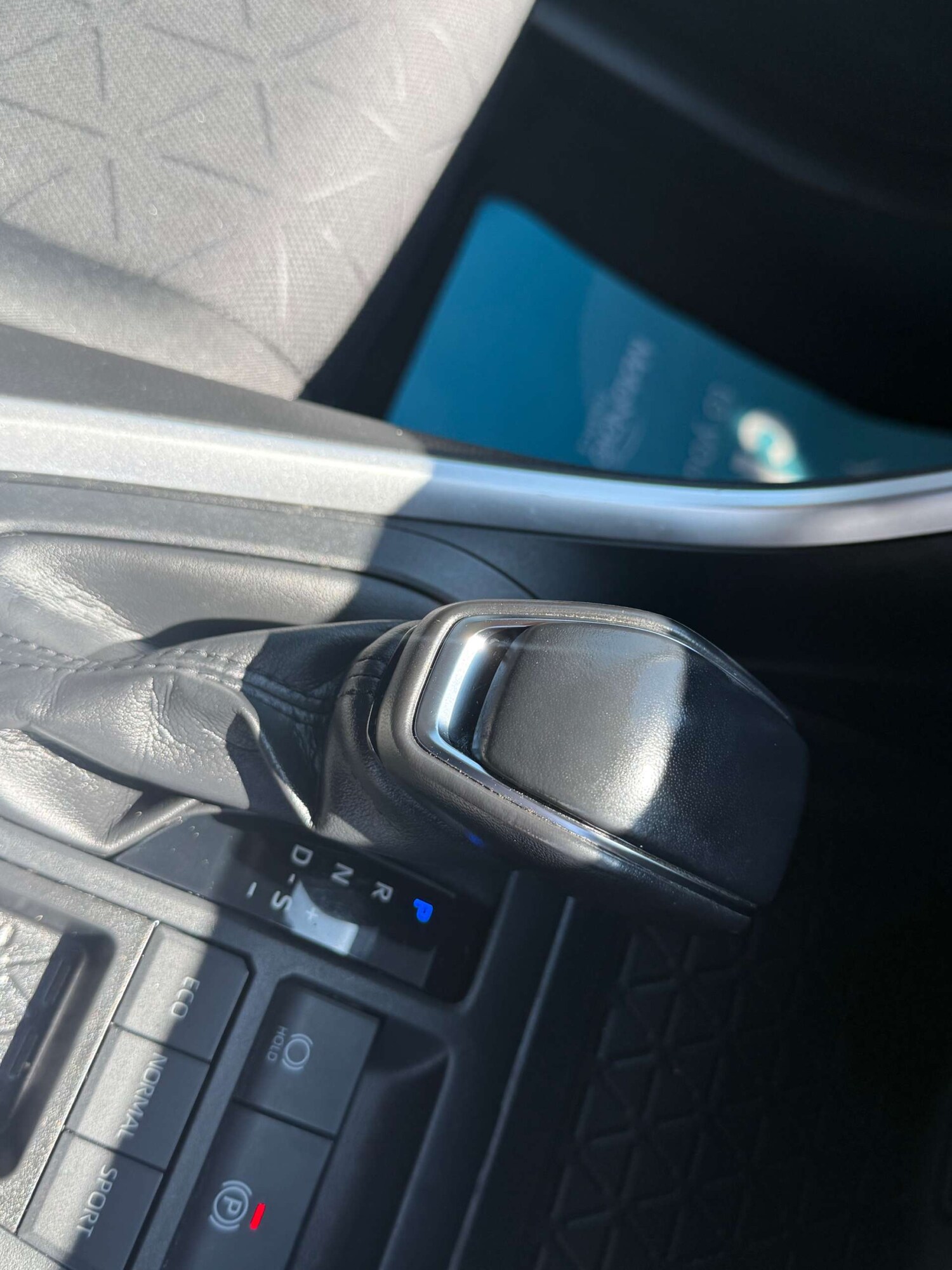 Used Toyota RAV4 2021 for sale - 77207432: Photo 59