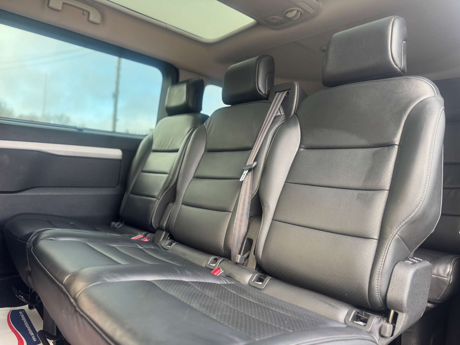 Used Peugeot Traveller 2018 for sale - 77207490: Photo 33