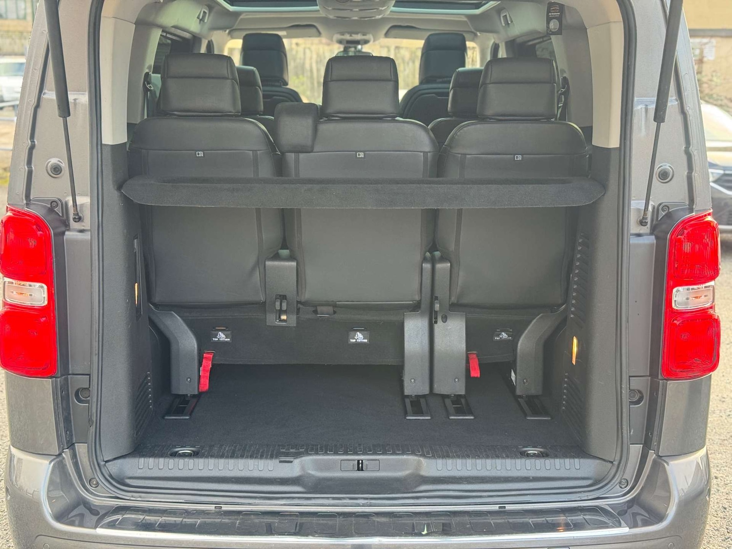 Used Peugeot Traveller 2018 for sale - 77207490: Photo 37