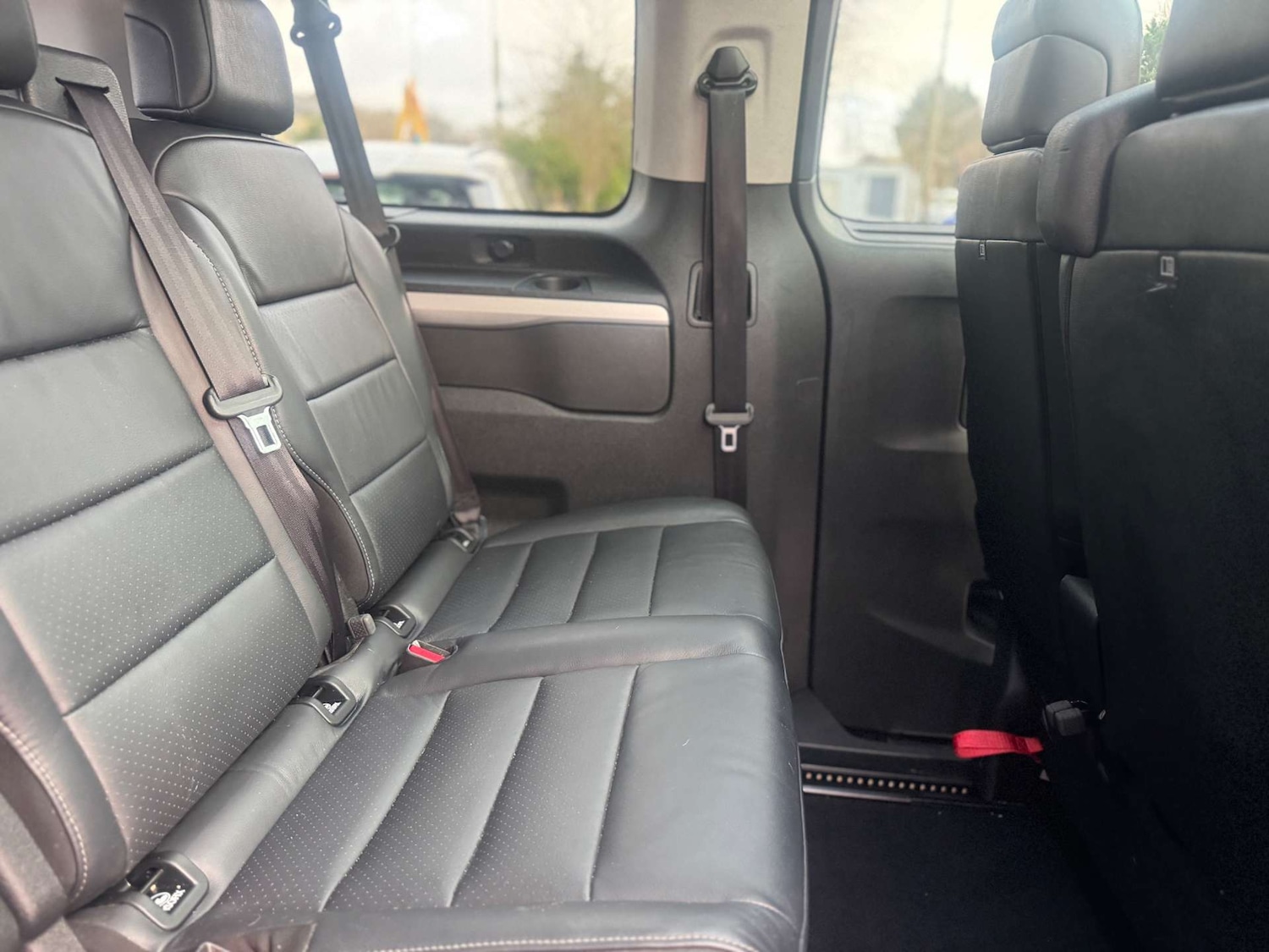 Used Peugeot Traveller 2018 for sale - 77207490: Photo 45