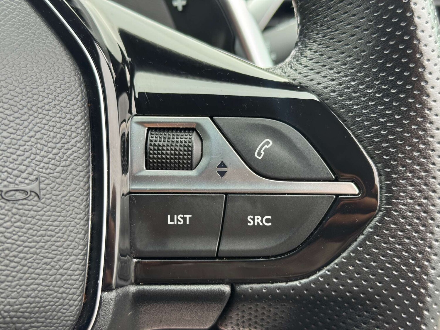 Used Peugeot 3008 2021 for sale - 77207437: Photo 13