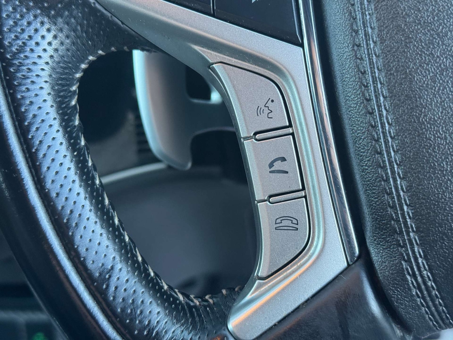 Used Mitsubishi Outlander 2020 for sale - 77207488: Photo 31