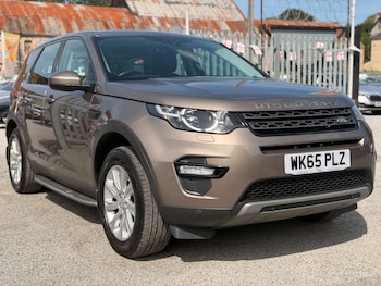 Used Land Rover Discovery Sport 2015 for sale - 79410130: Photo