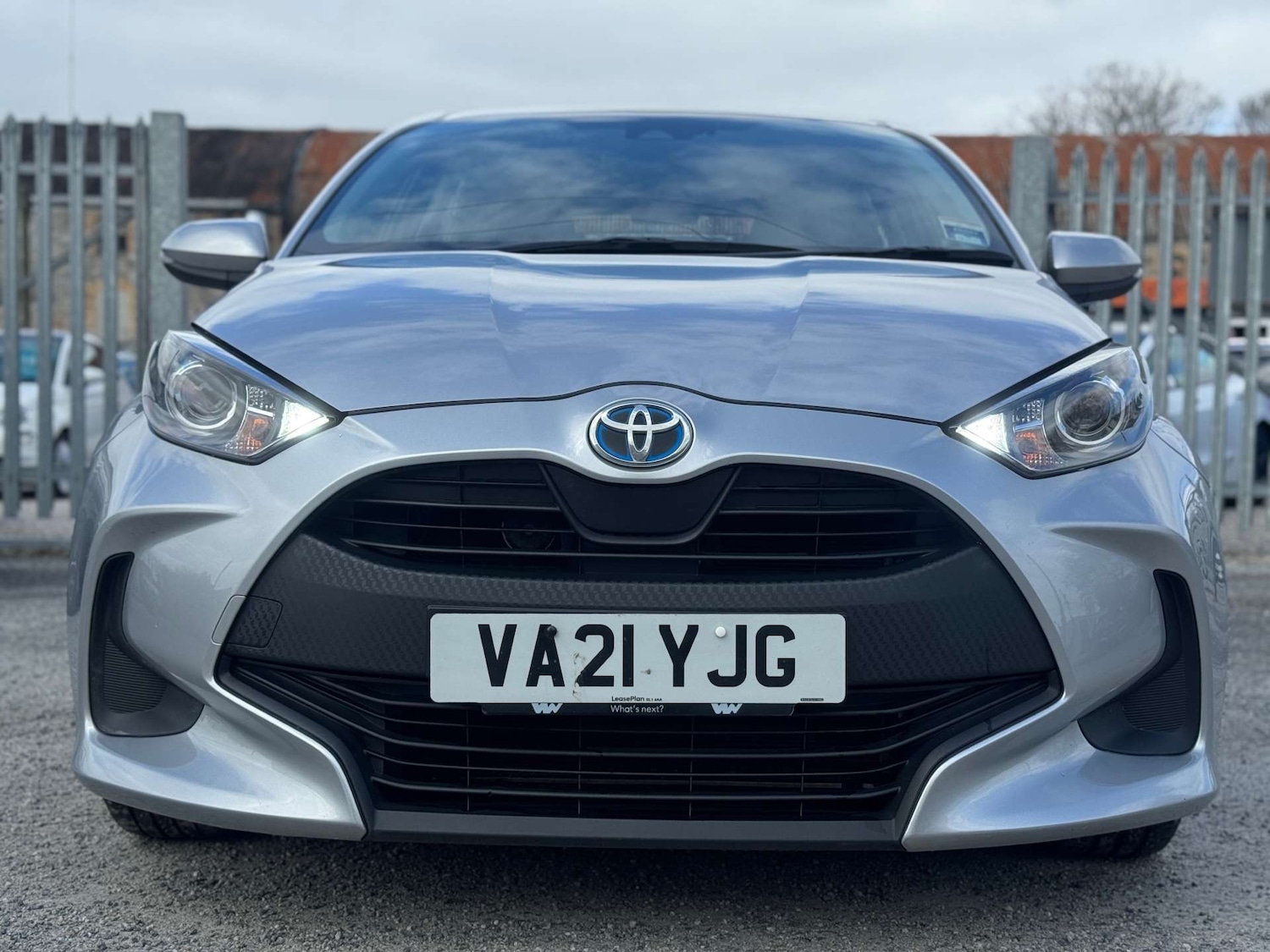 Used Toyota Yaris 2021 for sale - 78064992: Photo 2