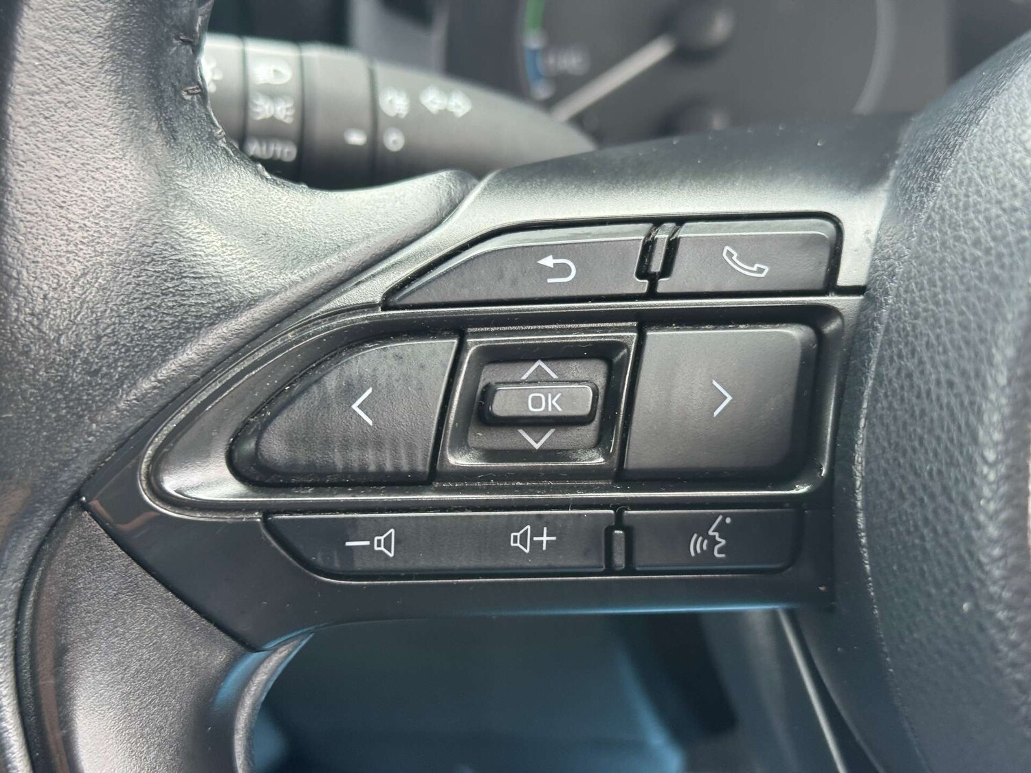 Used Toyota Yaris 2021 for sale - 78064992: Photo 44